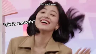 twice was so touched when seulgi did this (ft. jihyo making moves)