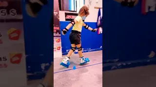 inline skating girl ⛸️