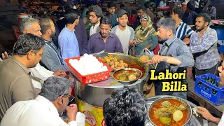 PEOPLE'S LOVE TO EAT LAHORI CHANAY CHOLAY AT DINNER | BILLA CHANAY CHAWAL LAHORE | STREET FOOD LHR
