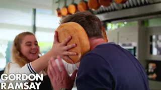 Gordon & Matilda Ramsay Cook A GIANT BURGER