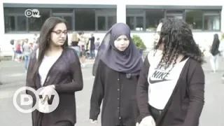 German state mulls headscarf ban for girls under 14 | DW English