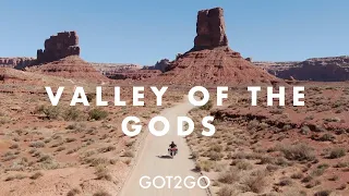 VALLEY OF THE GODS & MOKI DUGWAY: Utah's BEST ROADS with a motorcycle and STUNNING MUST VISITS