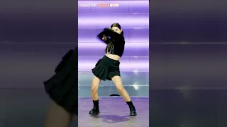 유니버스 티켓 | 제시카 JESSICA 선공개 “개인 무대 직캠”