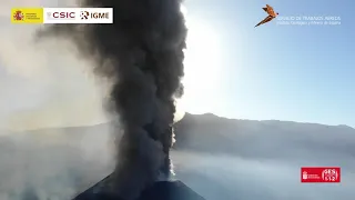 16/10/21 Inspección del cono con reactivación de la boca freatomagmática Erupción La Palma IGME-CSIC