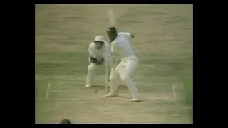 ENGLAND v WEST INDIES 5th TEST MATCH DAY 1 THE OVAL AUGUST 12 1976