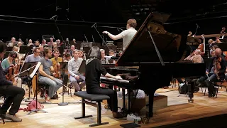 Alice Sara Ott & Klaus Mäkelä - Ravel's Piano Concerto in G Major