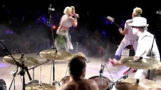 No Duh, no doubt tribute, live in Trinidad