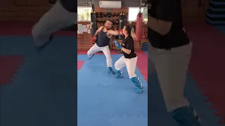 Karate - treino de kumite.