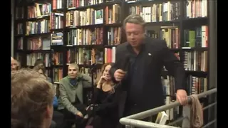 Christopher Hitchens talks Israel, Palestine & Zionism [2009]