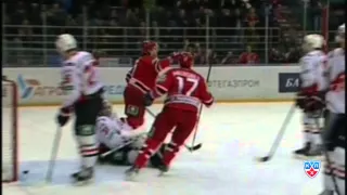 Avangard @ Avtomobilist 11/26/2014 Highlights / Автомобилист - Авангард 5:2