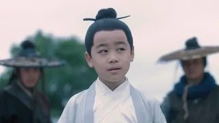 The warrior underestimated the 8-year-old child, did not expect him to be a master.