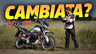 MOTO GUZZI V85 TT (2024): È DAVVERO CAMBIATA? 🤔 - Test Ride ITA