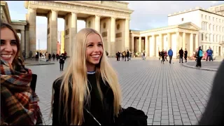 Street Magic Impresses Girls! Berlin, Germany