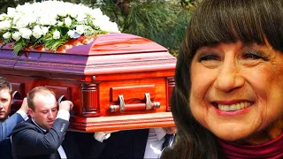 FUNERAL: Judith Durham Remembered Her Mother in Her Final Moments Before Death | Try Not To Cry😭