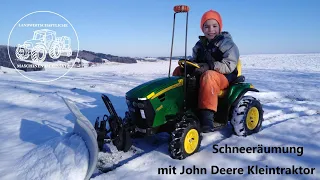 Schneeräumen mit Peg Perego John Deere und Rolly Toys Schild | Kinder Traktor | Winterdienst | DJI
