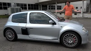 The Renault Clio V6 Is an Amazing Mid-Engine Hot Hatchback