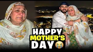 Happy Mother s Day MAA G in MAKKAH Mountains..😍@Ahmad.raza2121