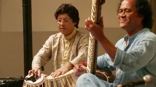 Pandit Krishna Bhatt and Pandit Anindo Chatterjee - Raga Kafi