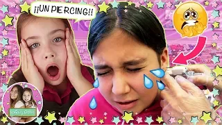 ¡¡ELENA se hace un PIERCING!! 😱 ¿Le dolerá? + HAUL de nuestras COMPRAS en CLAIRE'S 😍