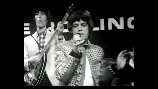 the Rolling Stones - Under My Thumb (some lyric changes in this live 1966 performance in Stereo Mix)