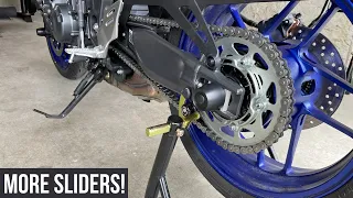 2022 YAMAHA MT-09: Installing Puig Front and Rear Axle Sliders