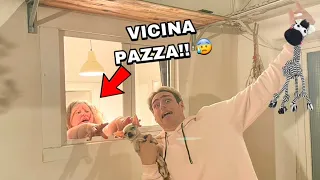 LA NOSTRA STRANA VICINA DI CASA CERCA DI RUBARE IL NOSTRO CAGNOLINO!! *terrificante*