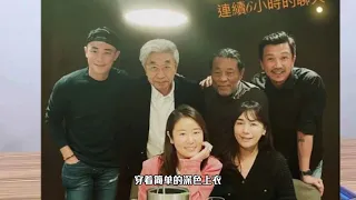 超甜蜜！林心如素颜与霍建华参加聚会，穿粉色外套超美婚戒抢镜