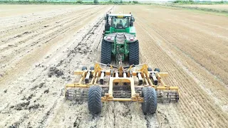 Preparing for rapeseed crop - John Deere 9520 RX and Agrisem Cultiplow 68