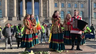 Beloe Zlato - Концерт перед Рейхстагом в Берлине!