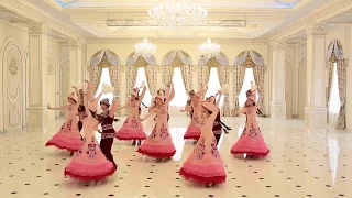 Казахский танец (14 чел.)