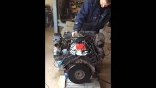 V8 Chevy 305 Engine start and run