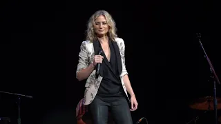 Jennifer Nettles - Everybody Wants to Rule the World - 6/19/2019