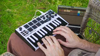 making a lofi chill beat with the akai mpk mini & jamstik in the mountains