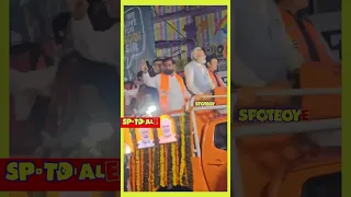 PM #NarendraModi and CM #EknathShinde spotted together in their Mumbai road show rally 🙏🏻❤️ #news