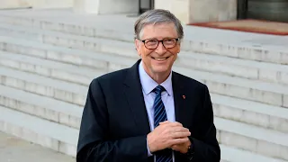 Bill Gates says Australia's nuclear ban is 'political'