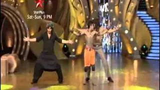 Shahid Kapoor and Hrithik Roshan dance together in 'Just Dance'