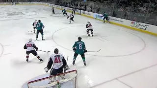 Sharks' Pavelski tips home Couture's wrister