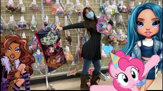 THRIFT STORE DOLL HUNT--RAINBOW HIGH?! Monster High, Barbie, My Little Pony and more!