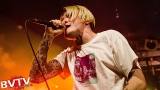 Neck Deep - "Gold Steps" LIVE! @ The World Tour '16 w/ State Champs