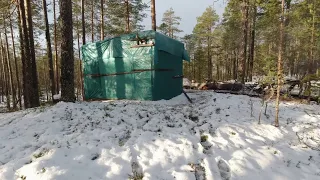 СОРВАЛО И УНЕСЛО. ПЕРВАЯ ПОТЕРЯ. ХИЖИНА ФЕОФАНА. СТРОЙКА В ЛЕСУ. ПРОБЛЕМА НА РУЧЬЕ. ВЫЖИВАНИЕ