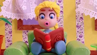 DibusYmas Elsa reading a book 💕Superhero Play Doh Stop motion videos