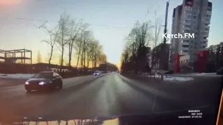 Утром на Генерала Петрова чуть не произошла авария(видео)