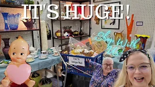 INDIANA'S LARGEST ANTIQUE MALL! | Shop With Me | Thrifter Junker Vintage Hunter