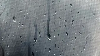 How to paint realistic raindrops