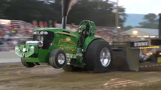 Mega Horsepower Action Truck And Tractor Pull