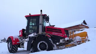 КИРОВЕЦ К-525 с поворотным отвалом, что может на уборке снега?