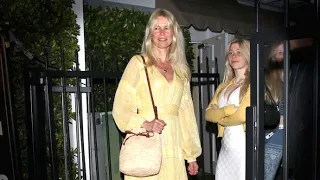 Claudia Schiffer Goes Makeup Free For Dinner With Her Daughters At Giorgio Baldi