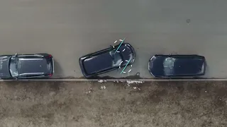 Paralēlā parkošanās