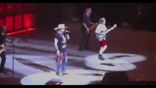 AC/DC feat. Axl Rose - Highway to Hell - Live in New York at MSG - 2016.09.14