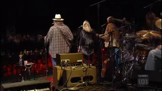 Neil Young - Everybody Knows This Is Nowhere